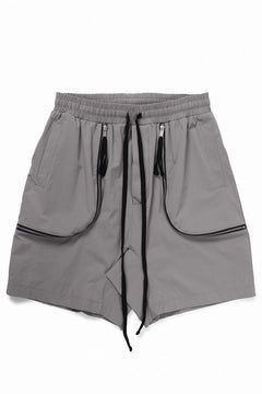 Load image into Gallery viewer, thom/krom ZIP DETAIL SHORTS / RIPSTOP STRETCH NYLON (ROCK)