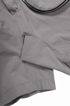 Load image into Gallery viewer, thom/krom ZIP DETAIL SHORTS / RIPSTOP STRETCH NYLON (ROCK)