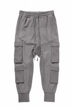 Load image into Gallery viewer, thom/krom MATMIX CARGO TROUSERS / STRUCTURED SOFT JERSEY (ROCK)