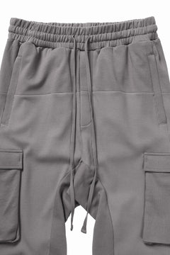 Load image into Gallery viewer, thom/krom MATMIX CARGO TROUSERS / STRUCTURED SOFT JERSEY (ROCK)