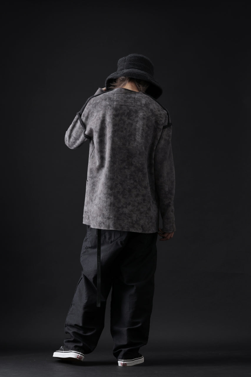 Load image into Gallery viewer, KLASICA ASLEEP LOOSE PULL OVER / GRAINY PRINT BACK SIDE FLEECE (GREIGE)