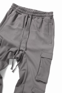 Load image into Gallery viewer, thom/krom MATMIX CARGO TROUSERS / STRUCTURED SOFT JERSEY (ROCK)