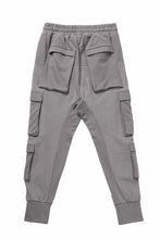 Load image into Gallery viewer, thom/krom MATMIX CARGO TROUSERS / STRUCTURED SOFT JERSEY (ROCK)