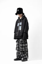 画像をギャラリービューアに読み込む, A.F ARTEFACT HEM-STRING WIDE CARGO PANTS / OMBRE FLANNEL(BLACK x WHITE)