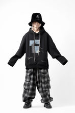 画像をギャラリービューアに読み込む, A.F ARTEFACT HEM-STRING WIDE CARGO PANTS / OMBRE FLANNEL(BLACK x WHITE)