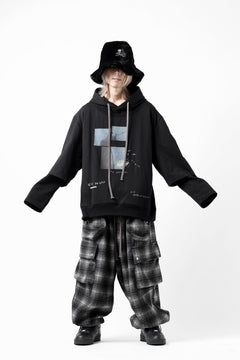 画像をギャラリービューアに読み込む, A.F ARTEFACT HEM-STRING WIDE CARGO PANTS / OMBRE FLANNEL(BLACK x WHITE)