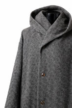 画像をギャラリービューアに読み込む, YUTA MATSUOKA wrap hooded coat / quill texture wool (dark gray)