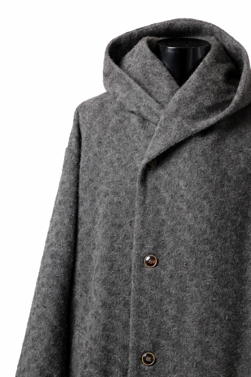 画像をギャラリービューアに読み込む, YUTA MATSUOKA wrap hooded coat / quill texture wool (dark gray)
