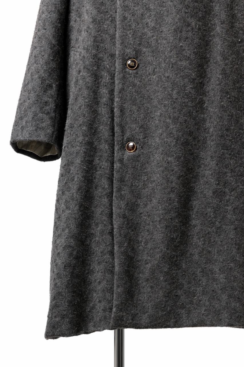 画像をギャラリービューアに読み込む, YUTA MATSUOKA wrap hooded coat / quill texture wool (dark gray)