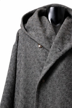 画像をギャラリービューアに読み込む, YUTA MATSUOKA wrap hooded coat / quill texture wool (dark gray)