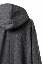 画像をギャラリービューアに読み込む, YUTA MATSUOKA wrap hooded coat / quill texture wool (dark gray)