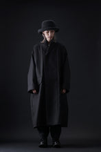 Load image into Gallery viewer, KLASICA SAULT FOLK DOUBLE BREASTED OVER COAT / REPULSION NIGHT GLEN CHECK WOOL (SHADOW CHECK)