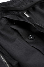 Load image into Gallery viewer, thom/krom ZIP DETAIL SHORTS / RIPSTOP STRETCH NYLON (BLACK)