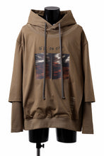 画像をギャラリービューアに読み込む, A.F ARTEFACT LAYERED TEE HOODIE / TYPE-A PRINT (BROWN)