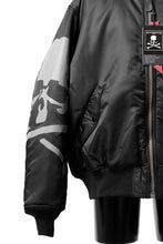 Load image into Gallery viewer, mastermind WORLD x ALPHA INDUSTRIES RIVERSIBLE MA-1 JACKET (BLACK)