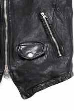 Load image into Gallery viewer, ISAMU KATAYAMA BACKLASH SHOULDER FRENCH SHOULDER GARMENT-DYED ZIPPER VEST (BLACK)