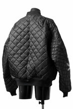 Load image into Gallery viewer, mastermind WORLD x ALPHA INDUSTRIES RIVERSIBLE MA-1 JACKET (BLACK)