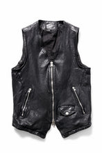 Load image into Gallery viewer, ISAMU KATAYAMA BACKLASH SHOULDER FRENCH SHOULDER GARMENT-DYED ZIPPER VEST (BLACK)