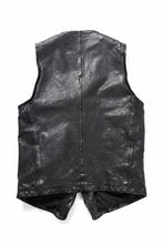 Load image into Gallery viewer, ISAMU KATAYAMA BACKLASH SHOULDER FRENCH SHOULDER GARMENT-DYED ZIPPER VEST (BLACK)