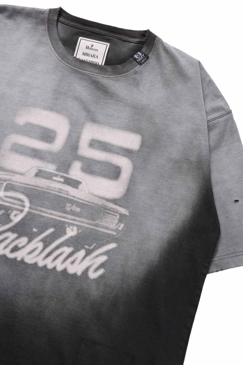 Load image into Gallery viewer, BACKLASH xx Maison MIHARA YASUHIRO 25th ANNIVERSARY GRAPHIC T-SHIRT (BEIGE)