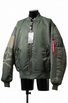 Load image into Gallery viewer, mastermind WORLD x ALPHA INDUSTRIES RIVERSIBLE MA-1 JACKET (OLIVE)