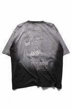 Load image into Gallery viewer, BACKLASH xx Maison MIHARA YASUHIRO 25th ANNIVERSARY GRAPHIC T-SHIRT (BEIGE)