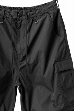 Load image into Gallery viewer, mastermind WORLD x ALPHA INDUSTRIES CARGO PANTS (BLACK)