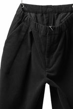 画像をギャラリービューアに読み込む, CAPERTICA BALLOON PANTS / NAPPING MOLESKIN (BLACK)