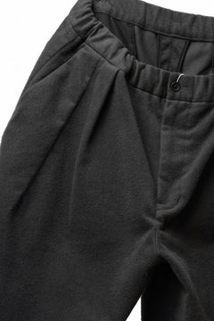 Load image into Gallery viewer, CAPERTICA BALLOON PANTS / NAPPING MOLESKIN (CHARCOAL)
