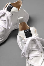 画像をギャラリービューアに読み込む, beauty : beast ROLL-TOE SHOES feat. Maison MIHARA YASUHIRO (WHITE x WHITE)