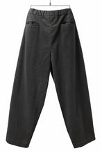 Load image into Gallery viewer, CAPERTICA BALLOON PANTS / NAPPING MOLESKIN (CHARCOAL)