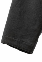 Load image into Gallery viewer, CAPERTICA BALLOON PANTS / NAPPING MOLESKIN (CHARCOAL)