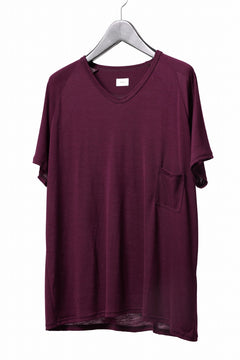 Load image into Gallery viewer, CAPERTICA PRISONER SHIRTS / SUPER 120s WASHABLE WOOL JERSEY (PLUM)