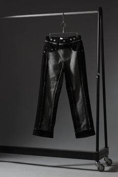 画像をギャラリービューアに読み込む, Feng Chen Wang RAW EDGE PATCHWORK TROUSERS (BLACK)