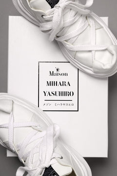 画像をギャラリービューアに読み込む, beauty : beast ROLL-TOE SHOES feat. Maison MIHARA YASUHIRO (WHITE x WHITE)