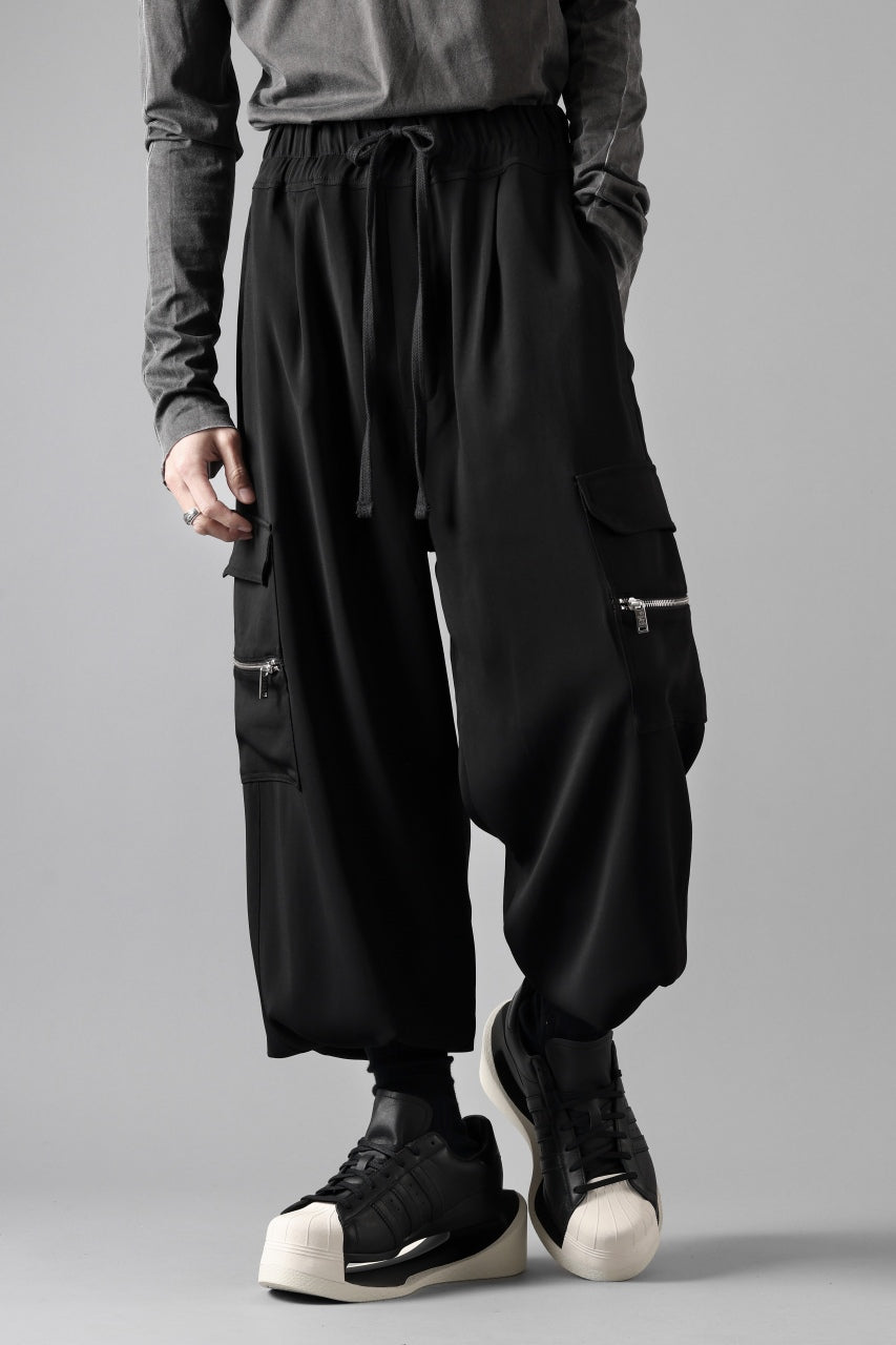 画像をギャラリービューアに読み込む, thom/krom RELAXED FIT CARGO TROUSERS / ELASTIC VISCOSE (BLACK)