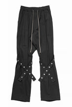 画像をギャラリービューアに読み込む, A.F ARTEFACT CROSS BELTED-LEG PANTS / COTTON LINEN TWILL (BLACK)