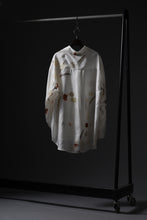 画像をギャラリービューアに読み込む, Feng Chen Wang NATURAL PLANT DYE SHIRT (WHITE)