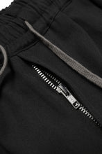 画像をギャラリービューアに読み込む, A.F ARTEFACT CROSS BELTED-LEG PANTS / COTTON LINEN TWILL (BLACK)