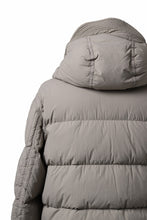 画像をギャラリービューアに読み込む, Ten c SURVIVAL DOWN JACKET / GARMENT DYED (ASH GRAY)