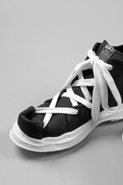 画像をギャラリービューアに読み込む, beauty : beast ROLL-TOE SHOES feat. Maison MIHARA YASUHIRO (BLACK x WHITE)