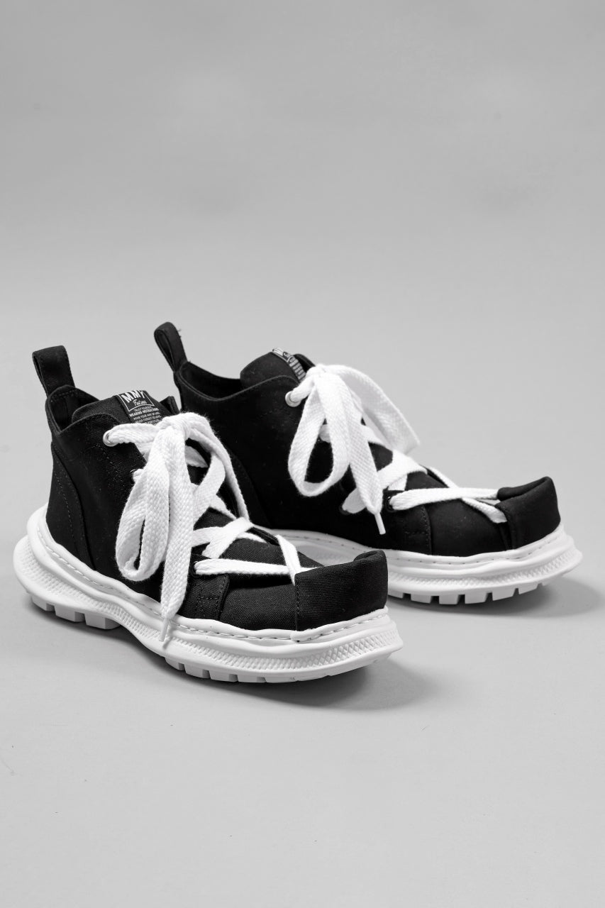 画像をギャラリービューアに読み込む, beauty : beast ROLL-TOE SHOES feat. Maison MIHARA YASUHIRO (BLACK x WHITE)