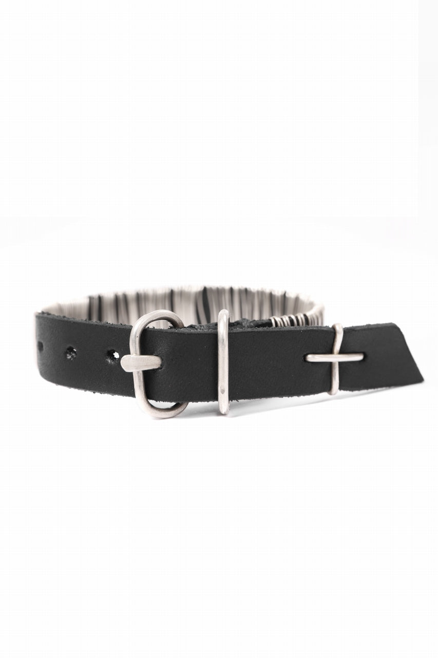 画像をギャラリービューアに読み込む, m.a+ thin silver wrapped wrist band / A-F7BL1/GR2,0 (BLACK)