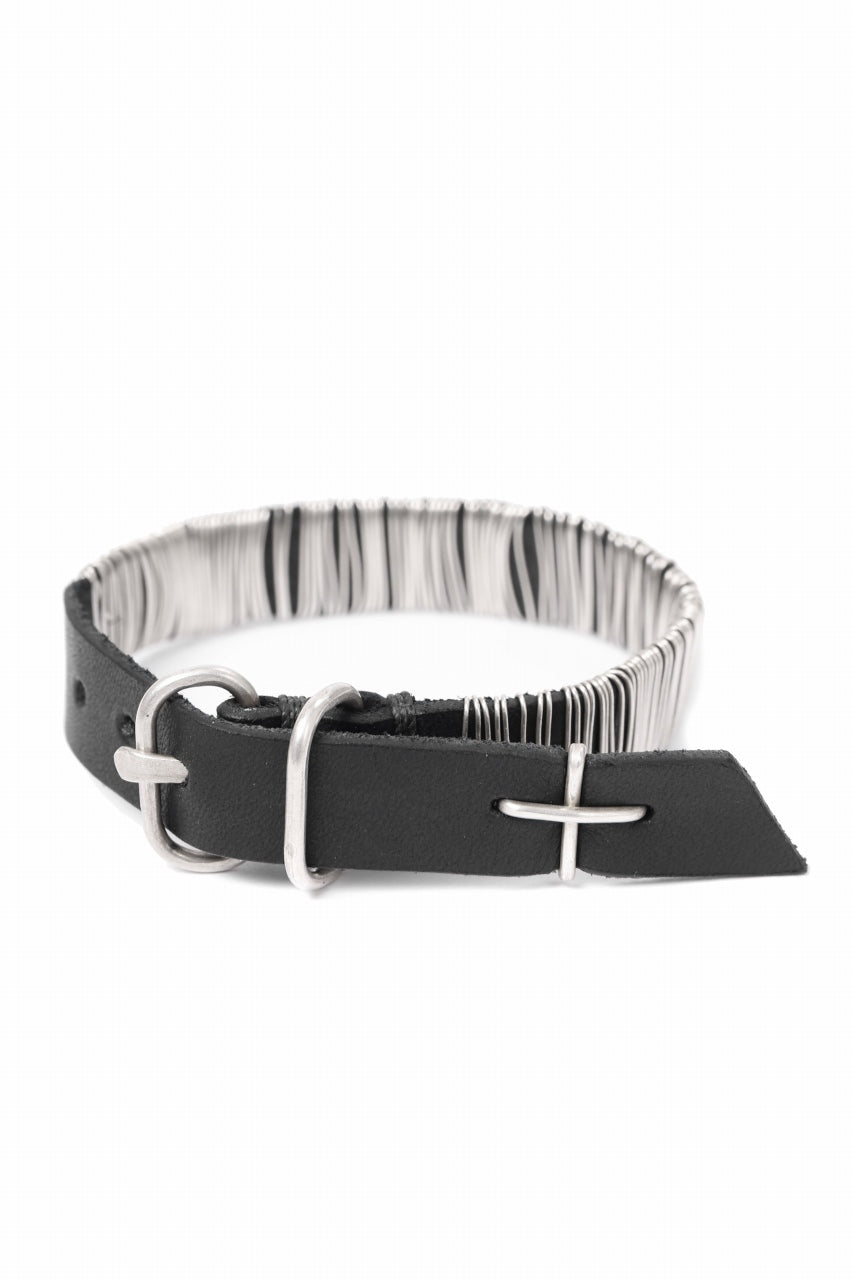 画像をギャラリービューアに読み込む, m.a+ thin silver wrapped wrist band / A-F7BL1/GR2,0 (BLACK)