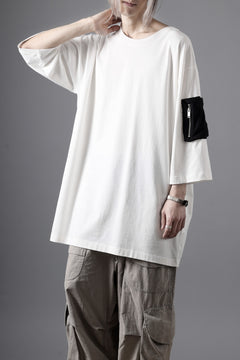 画像をギャラリービューアに読み込む, thom/krom ZIP POCKET SHORT SLEEVE TEE / COTTON JERSEY (CREAM)