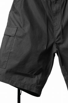 Load image into Gallery viewer, mastermind WORLD x ALPHA INDUSTRIES CARGO SHORTS (BLACK)