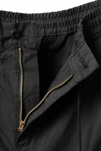 Load image into Gallery viewer, mastermind WORLD x ALPHA INDUSTRIES CARGO SHORTS (BLACK)