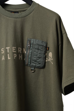 画像をギャラリービューアに読み込む, mastermind WORLD x ALPHA INDUSTRIES CIGER POCKET TEE (OLIVE)