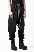 Load image into Gallery viewer, A.F ARTEFACT FRONT ZIP CARGO SAROUEL EASY PANTS (BLACK)