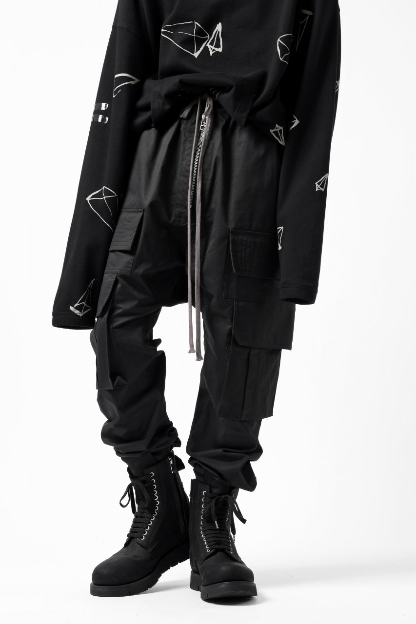Load image into Gallery viewer, A.F ARTEFACT FRONT ZIP CARGO SAROUEL EASY PANTS (BLACK)
